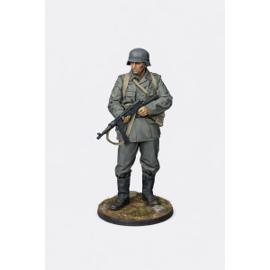 German WWII Soldier with MP40 — STL File for 3D Printing (Miniature)